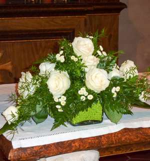 Blumenschmuck für die Kirche Hochzeit Wien